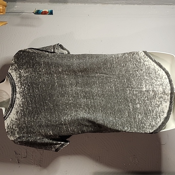 Scooby Doo! NWOT made to look old, thin and distressed. Size Medium - Picture 3 of 4